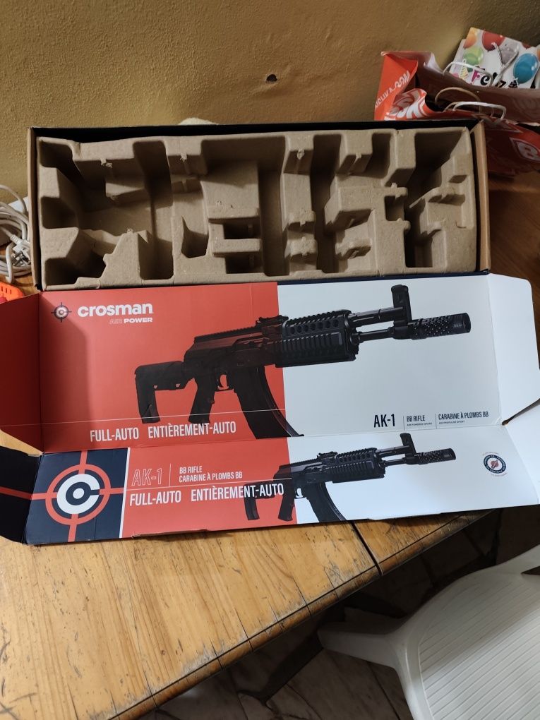 Carabina Airsoft  AK-1 Crosman Automática / Semi Automatica 4.5mm