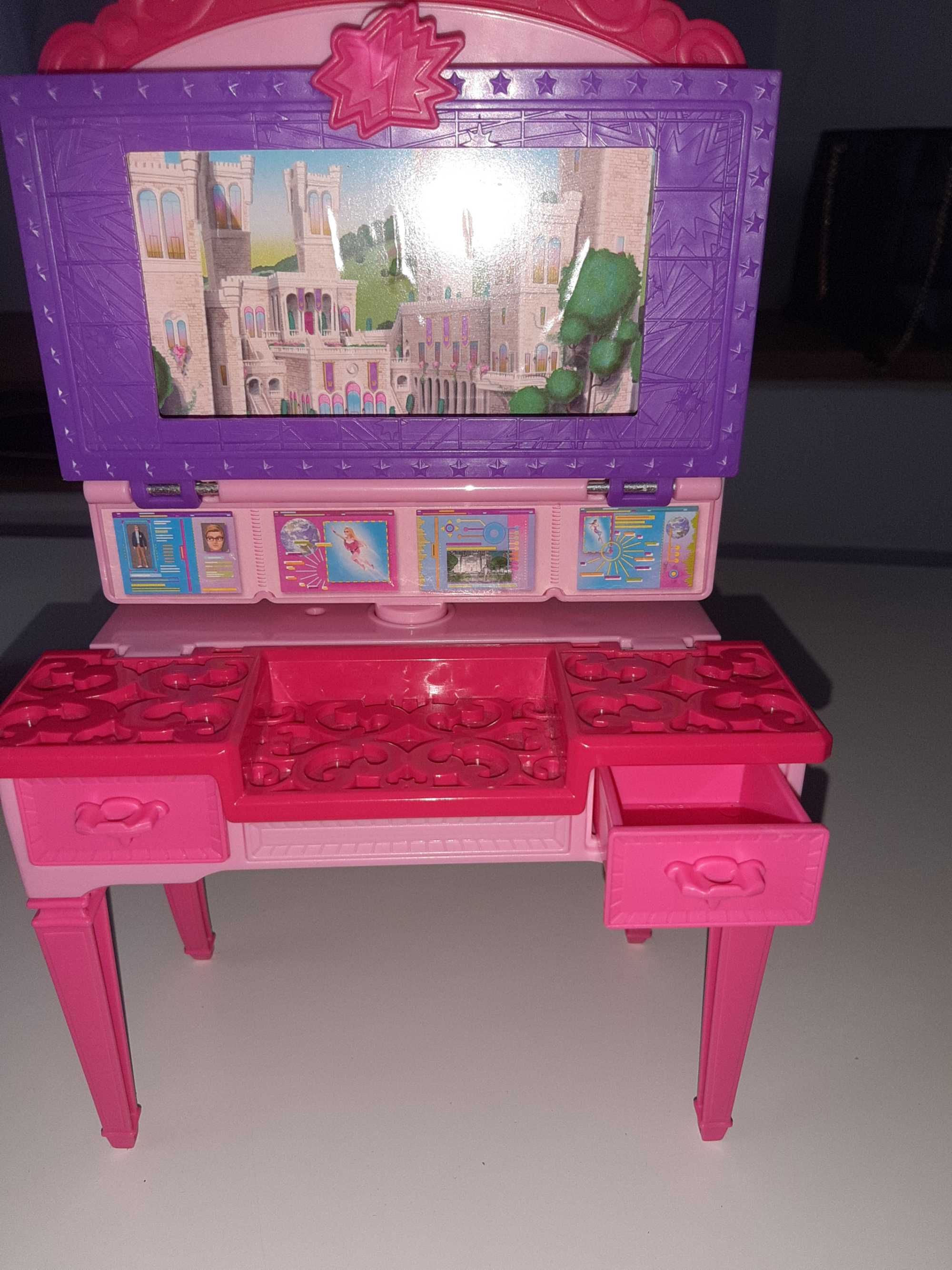 Toaletka Mattel Barbie CDY64 różowa