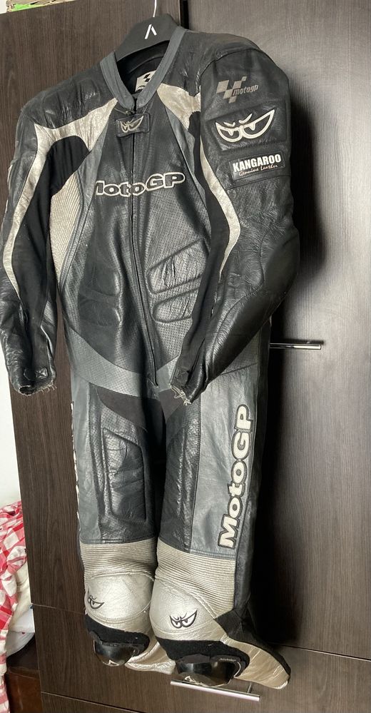 Kombinezon motocyklowy Berik MotoGp Kangaroo w rozmiarze 52/L
