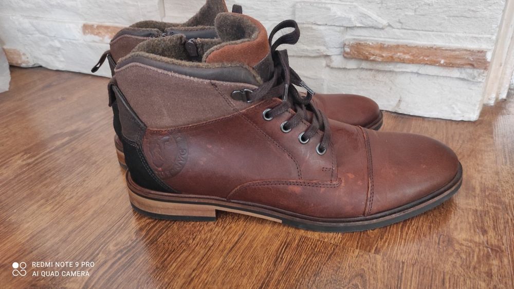 Buty trzewiki męskie Bullboxer skóra naturalna