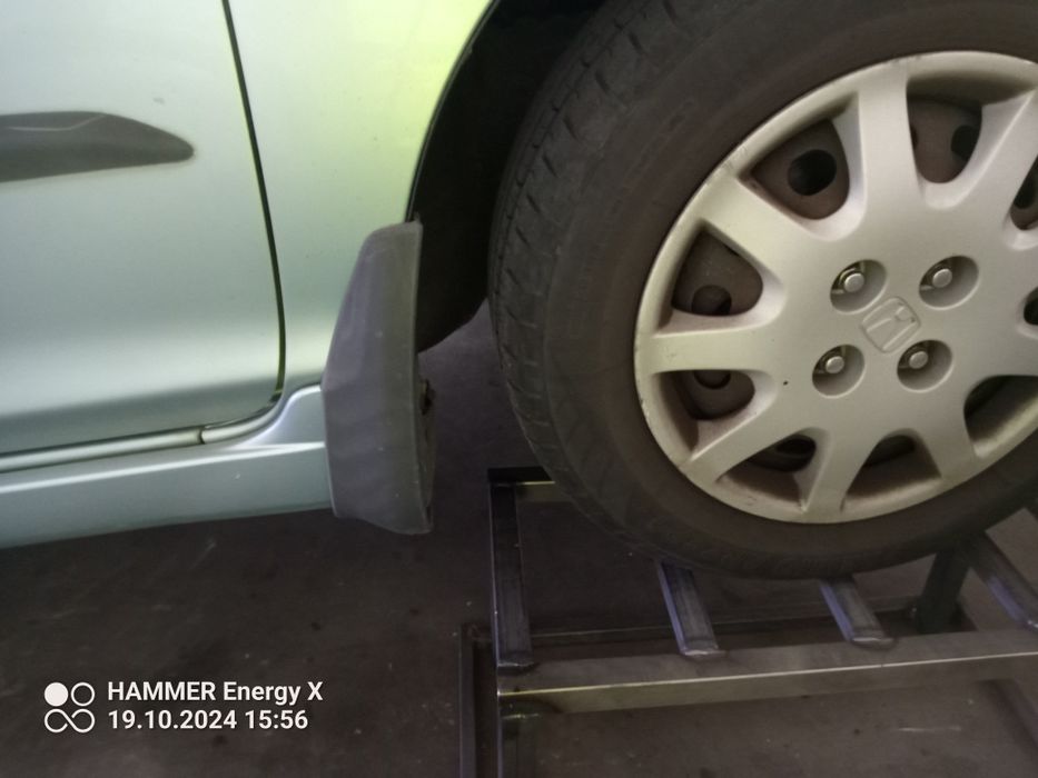 Najazdy samochodowe z wyciąganą drabinką