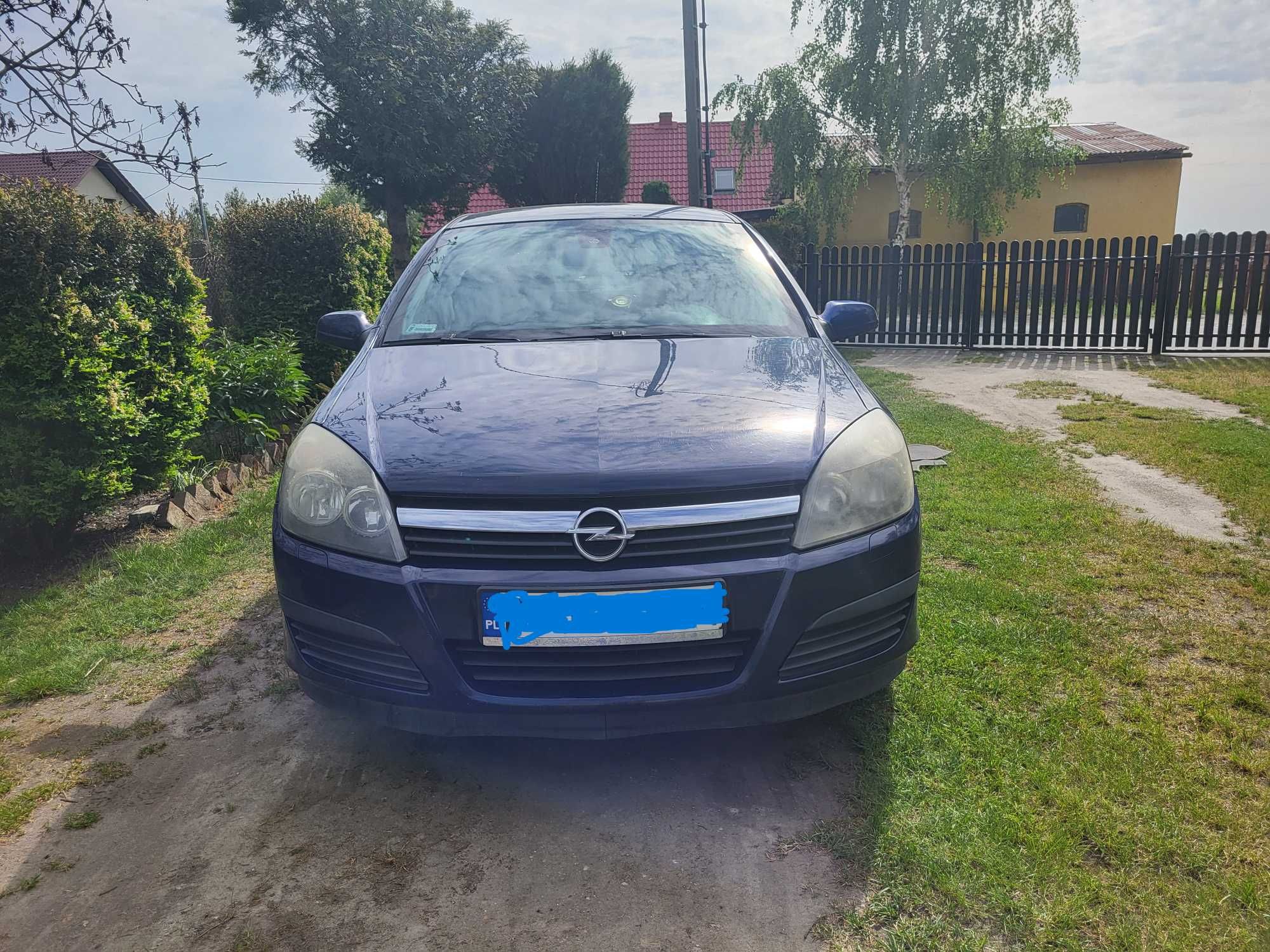 Opel Astra III hatchback 2005 zadbany