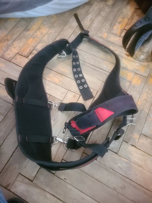 Uprząrz budowlana Milwalkee; Szelki, Pas budowlany, hak, dwa zasobniki