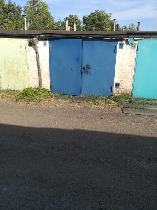 Продам гараж. Кооп. Горняк.