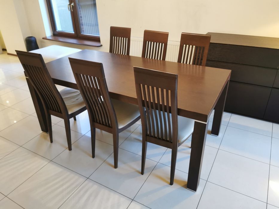 Zestaw stół i krzesła