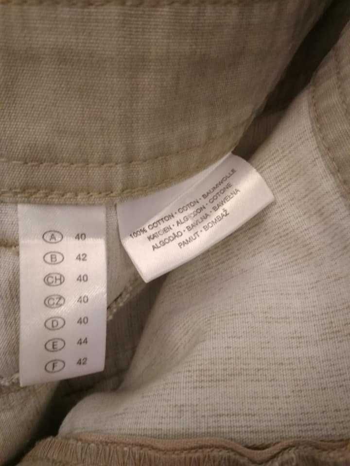 Spódnica r. 44 16 khaki zielona kieszenie