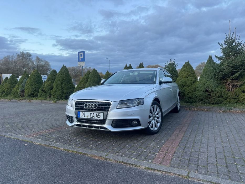 Audi A4 Avant AUDI A4 B8 2.0 diesel 140 pa !! *Xenon* Navi * Skóra !! !