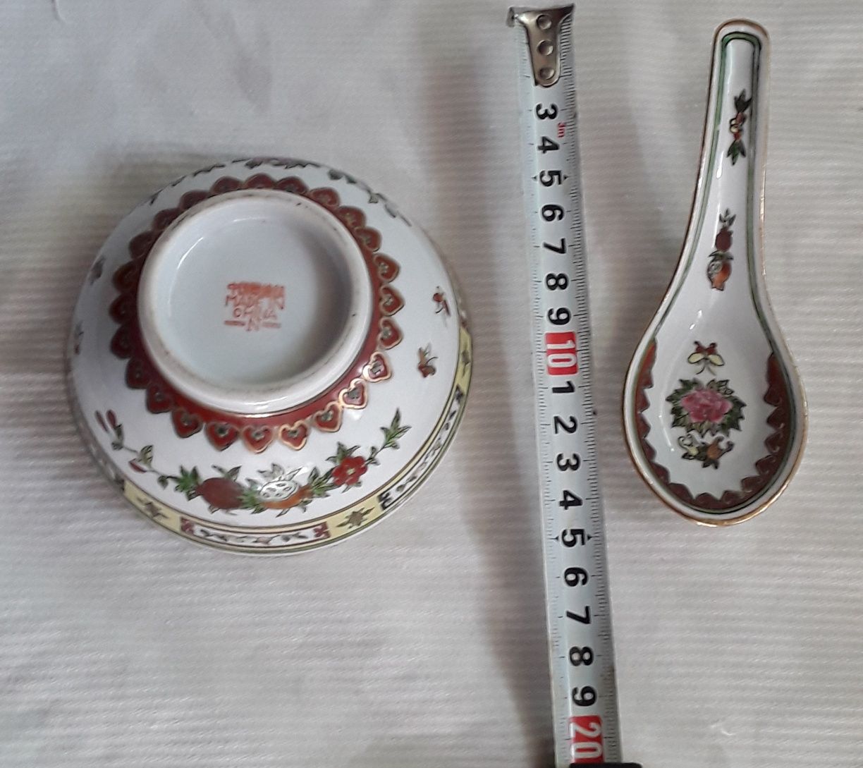 Taça e colher em porcelana chinesa