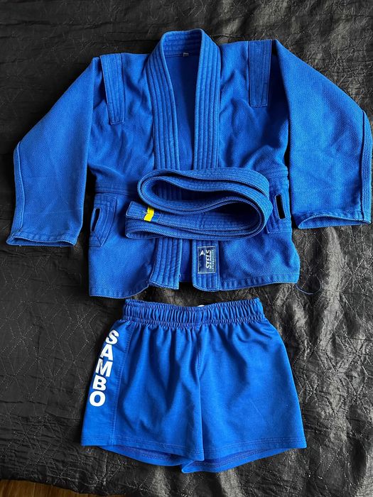 Самбовка з шортами 32 розмір