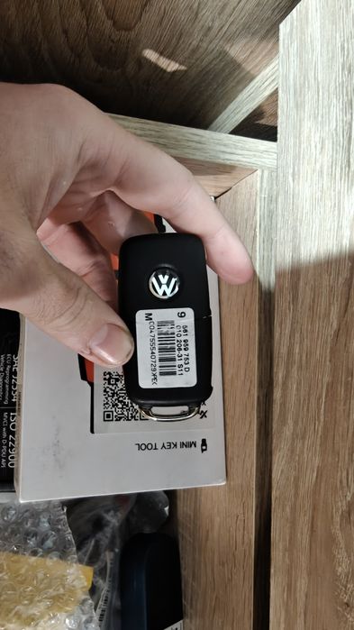 561837202d Ключ Passat nms b7 usa