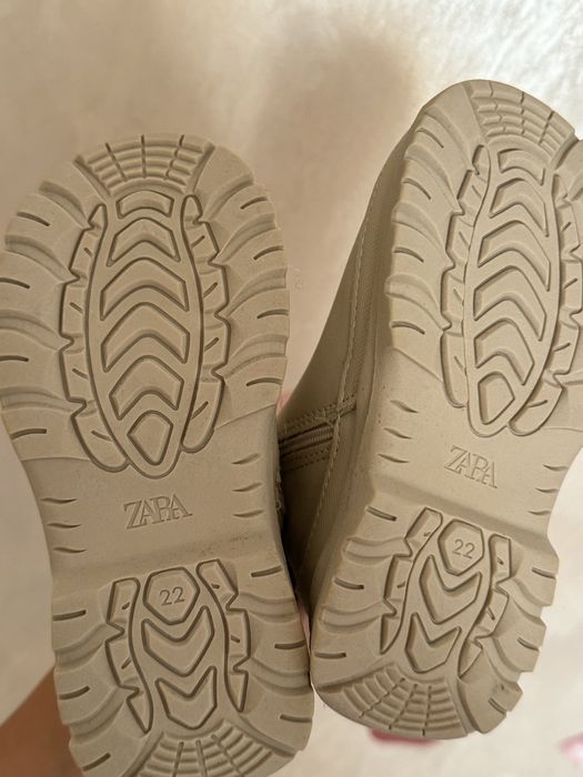 Продам ботінки дитячі zara