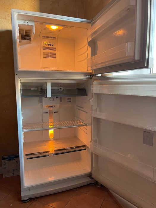 Холодильник Samsung SR-558DV — отличный рабочий вариант!