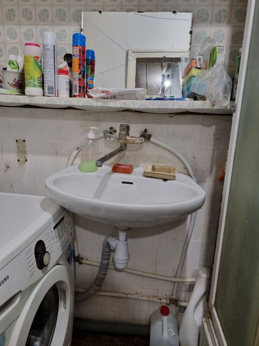 Продам 2кім квартиру у смт Семенівка