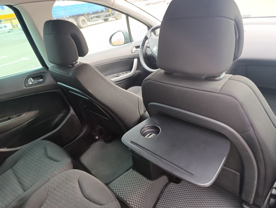Peugeot 308sw 1.6 бенз 2008р.