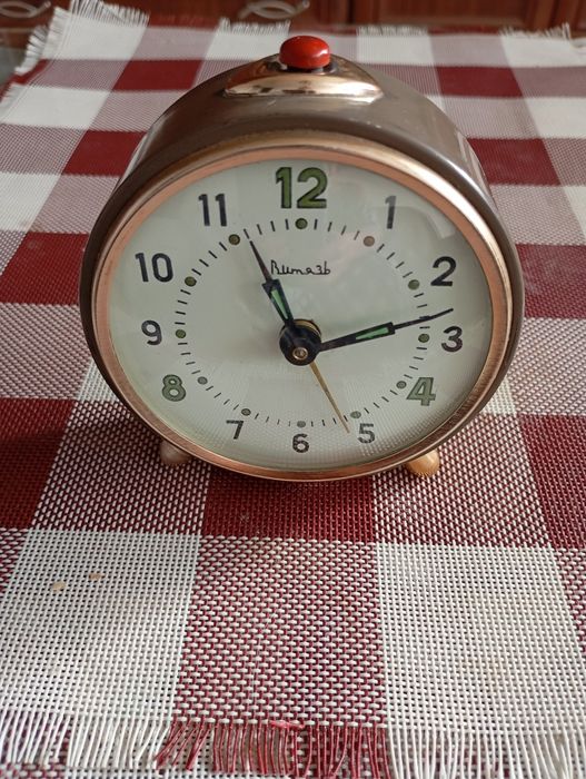 Budzik stary radziecki