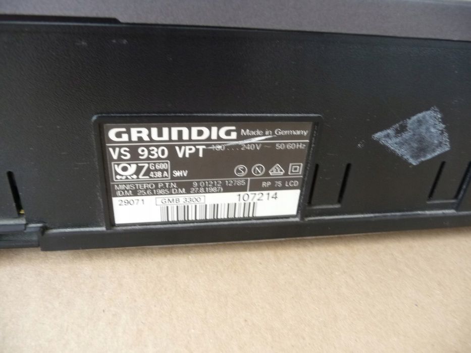 Leitor VHS Grundig VS 930 VPT - Avariado