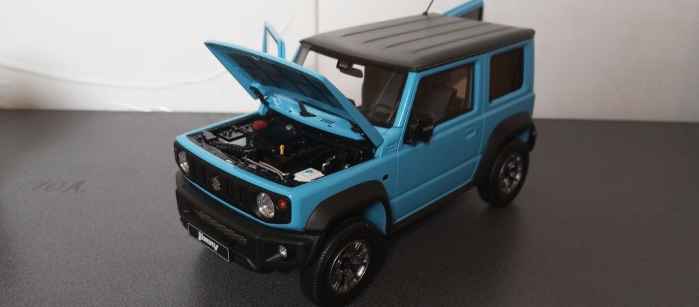 1:18 модель Suzuki Jimmi , Vitara