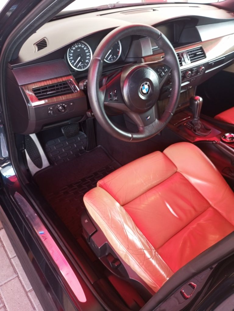 Vendo BMW 530 impecável