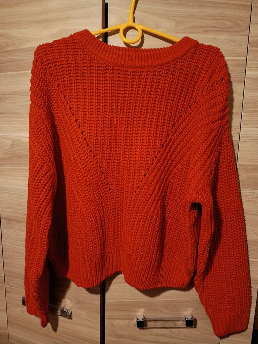 Sweterek bluzka krótka