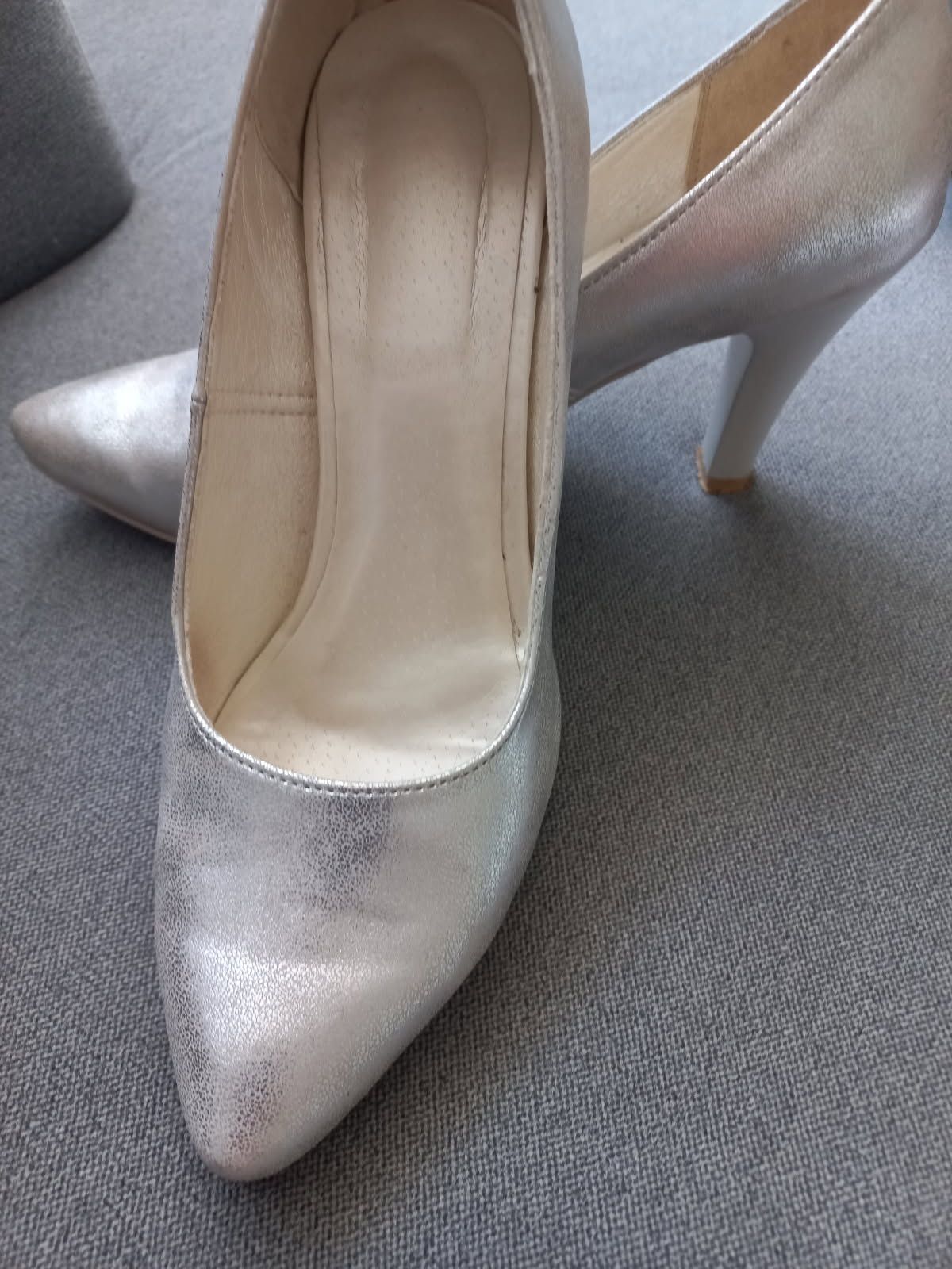 Buty Srebrne szpilki