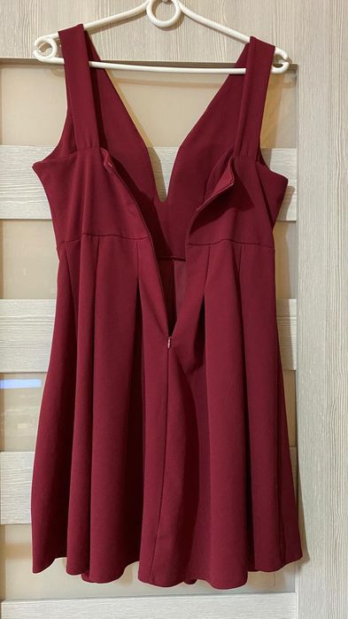 Śliczna sukienka bordo WalG roz. XL.