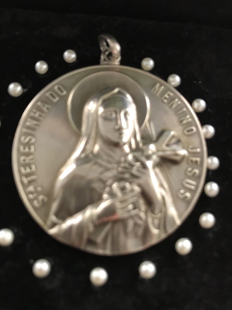 Medalha de prata Santa Teresinha do Menino Jesus