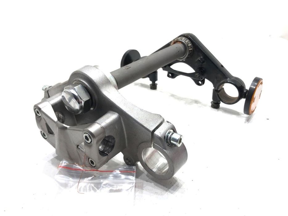 PÓŁKA WIDELCA ZE SZTYCĄ - 173.00 PLN - Junak 123 125 CM3 (9kW)