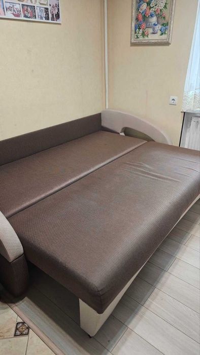 Диван-книжка б/в