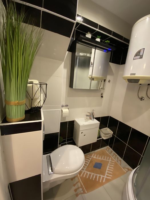 NOCLEGI - KAWALERKA  200 m od starówki  - PROMOCJA