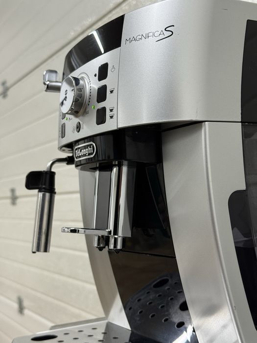 Кавомашина Delonghi Macnifica S Делонгі Делонджі