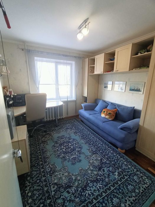 Продам 3-х к.квартиру Космос.