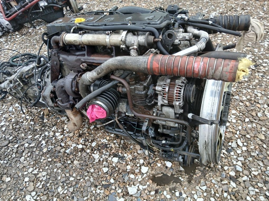 Silnik +Skrzynia biegów Renault Midlum270 DCI