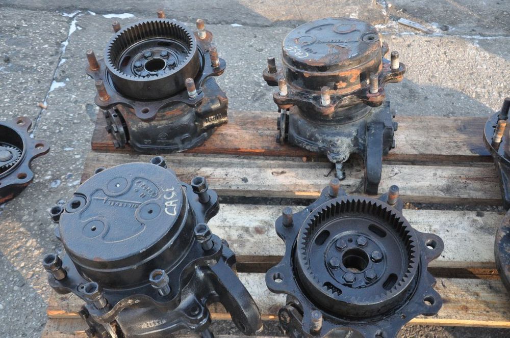 ZWOLNICA CASE NEW HOLLAND 18911 / 18912 / 19025