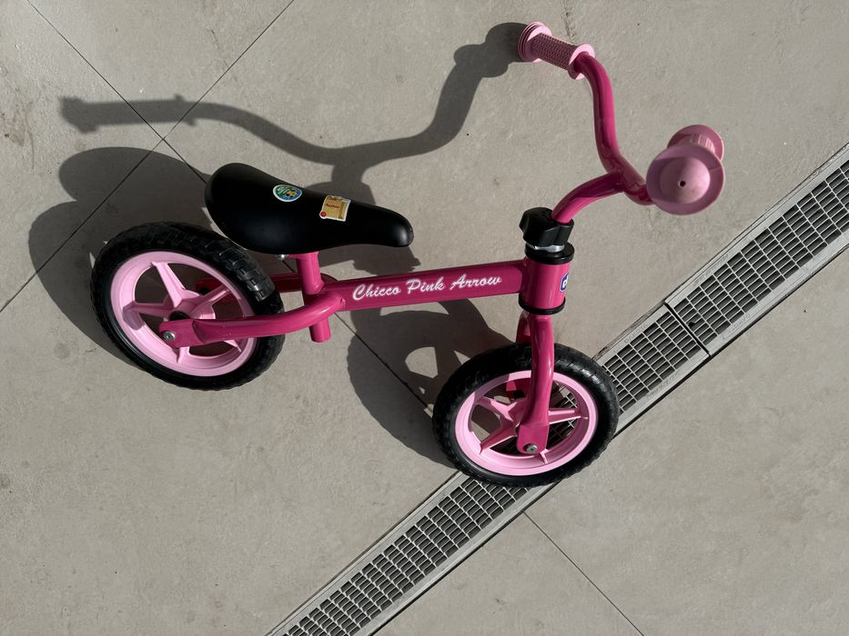 Bicicleta chico cor rosa crianca