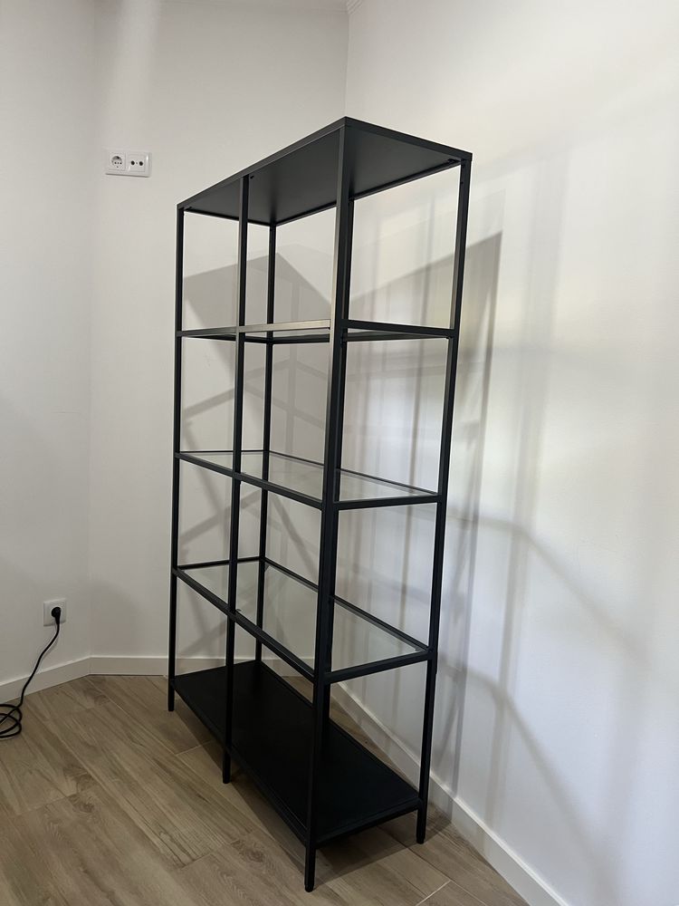 Movel preto ikea