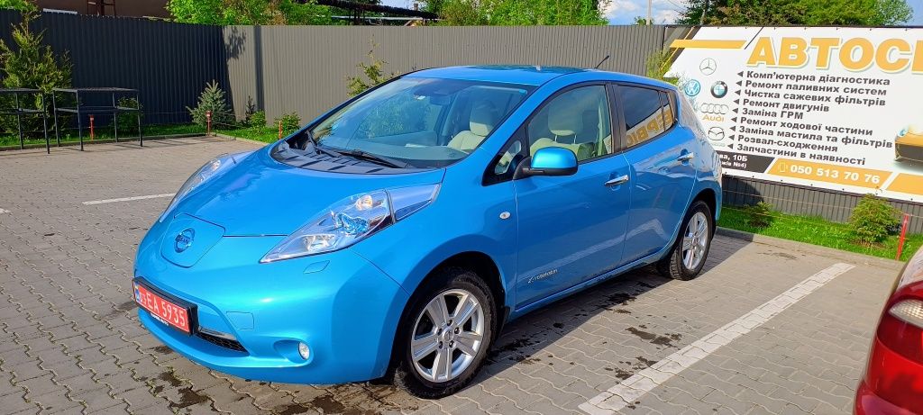 Nissan Leaf 2012