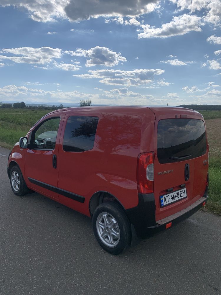 Продам пежо біппер.