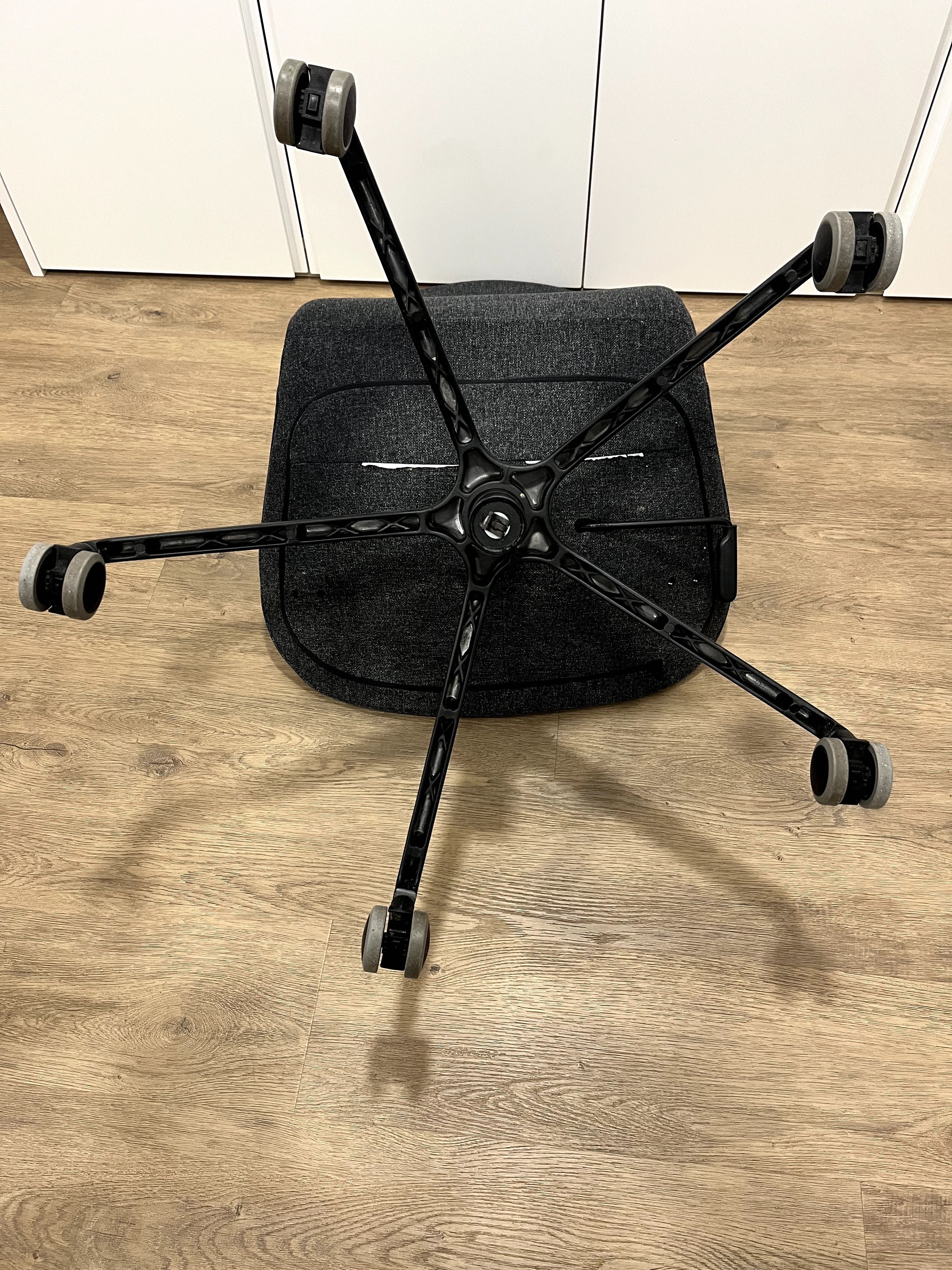 Cadeira Ikea ( LÅNGFJÄLL )