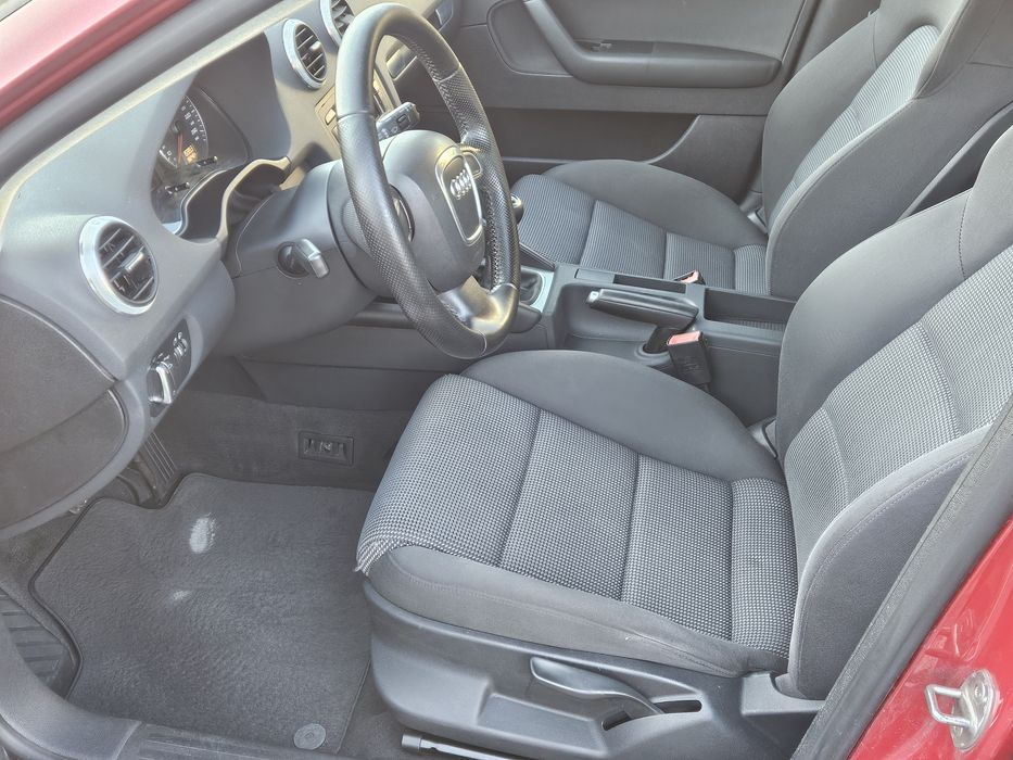 Audi a3 8p lift 1.6b 102ps