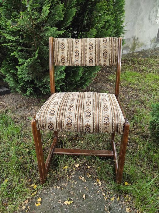 Krzesła PRL Zenon Bączyk dostępne 6szt