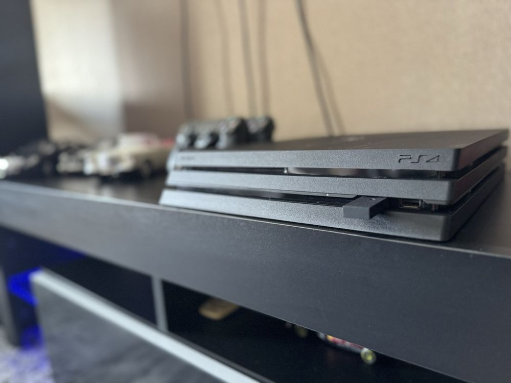 Sony Plastytion 4 Pro