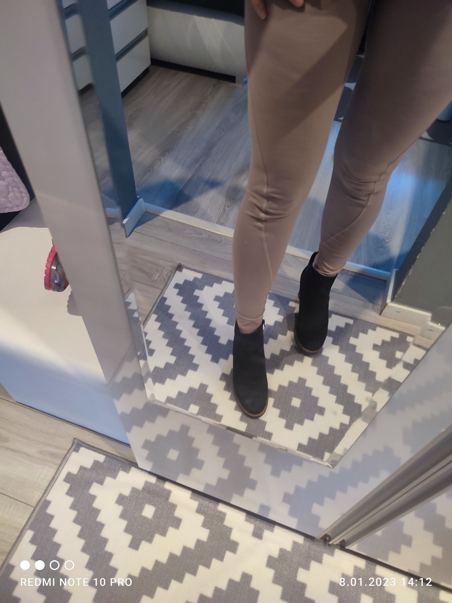 Buty botki na słupku traper koturn platforma greaceland Deichmann 40