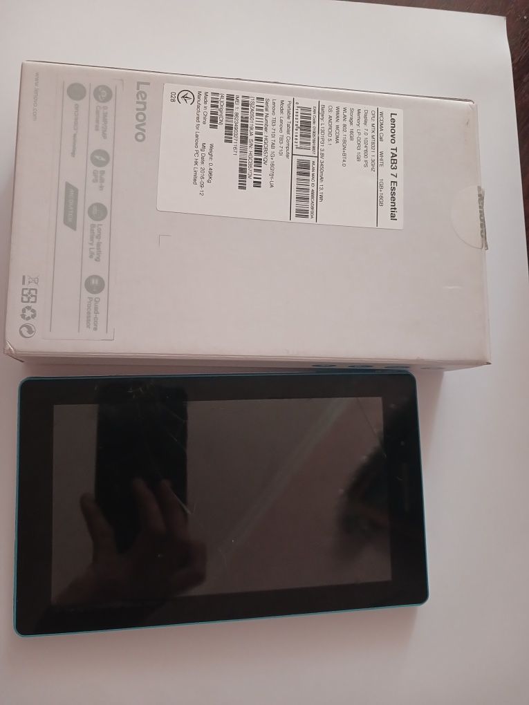 Планшет Lenovo TAB3 7 Essential