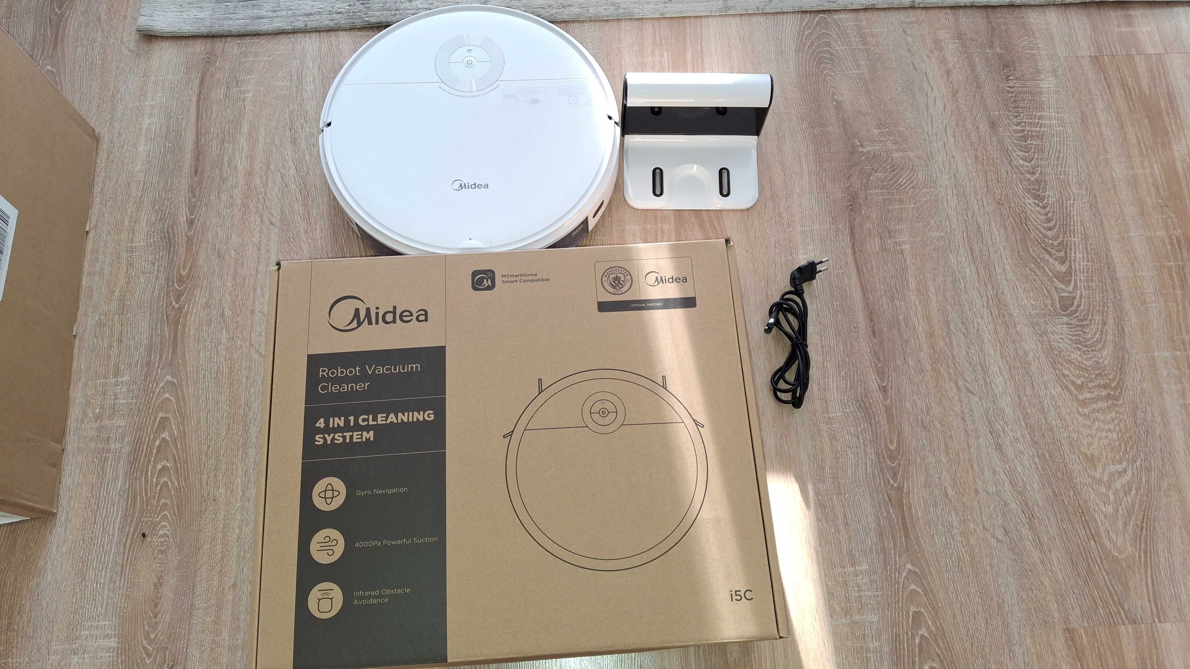 Inteligentny Robot odkurzający mopujący odkurzacz MIDEA iC5 jak nowy