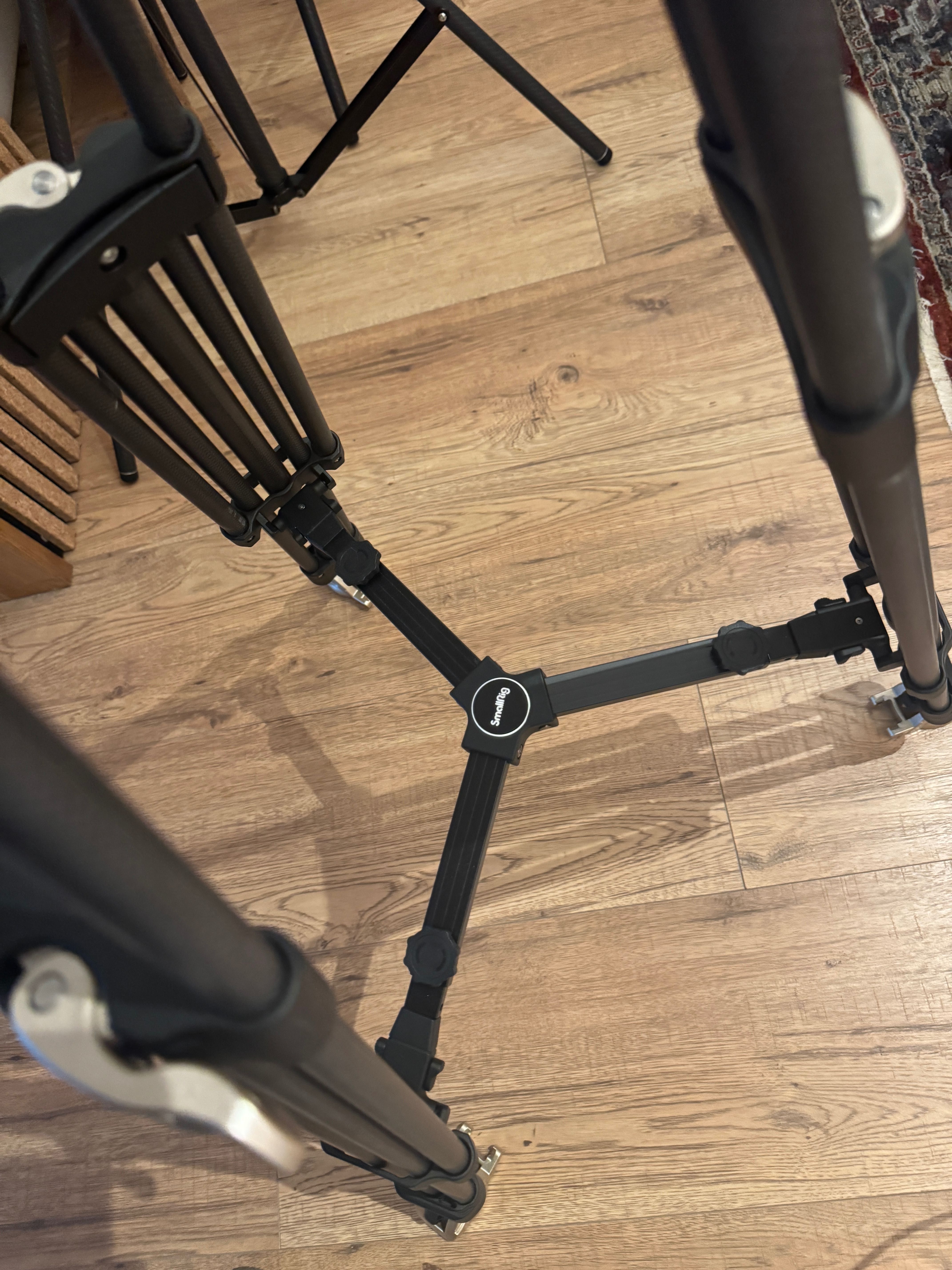 Sprzedam statyw SmallRig 4465 z głowicą AD-Pro8 – Carbonowy - Nowy