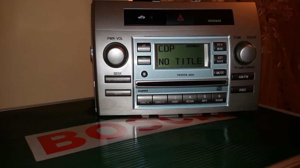 Radio Toyota Corolla verso W58810 Model