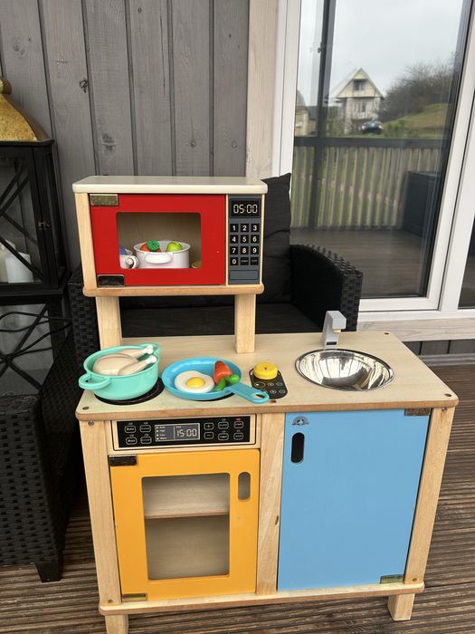 Дитяча кухня деревяна