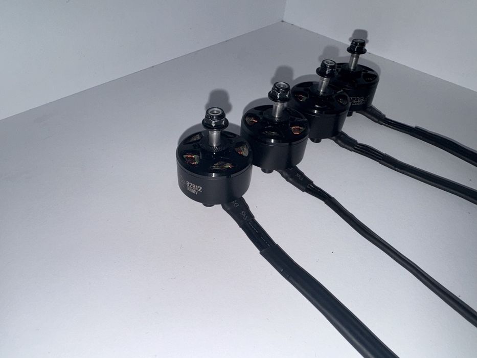 Surpass Hobby B3115 900KV