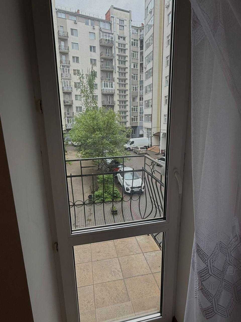 ЦЕНТР Оренда 2 кім. квартира по вул. В. Великого