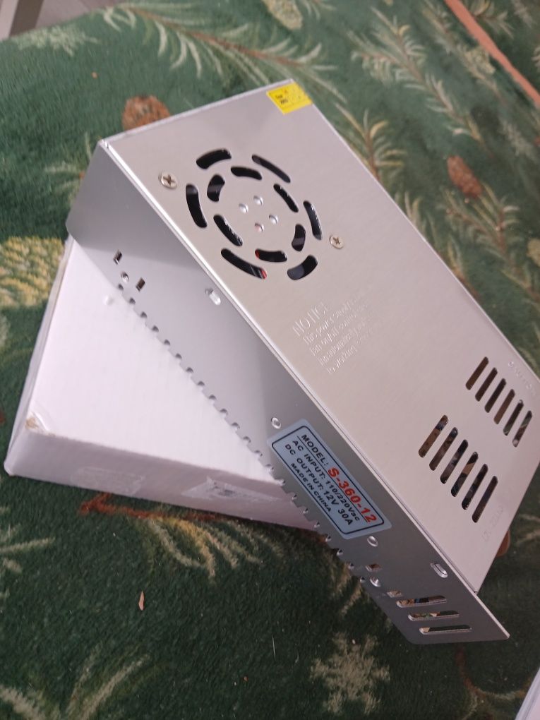 Zasilacz Impulsowy 12V 30A 360W – Model S-360W-12 Stabilne Napięcie
